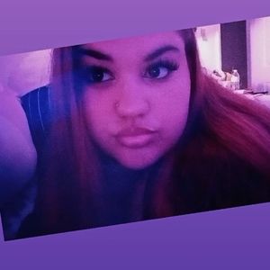 Meet your Posher, Kenzie
